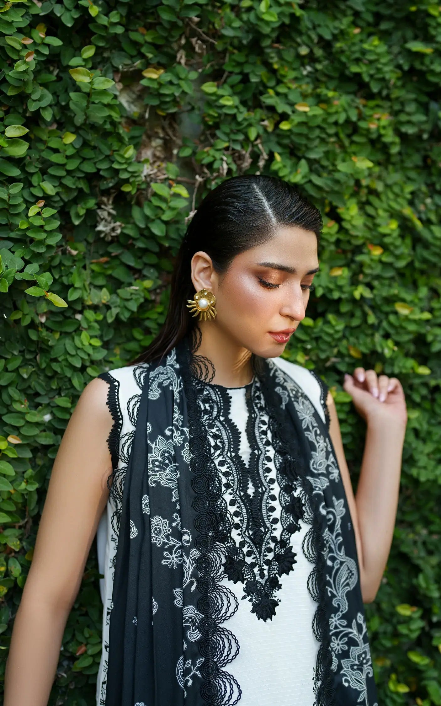 Ember Glow-MWL25-03 | 3pcs Embroidered Stitched Suit