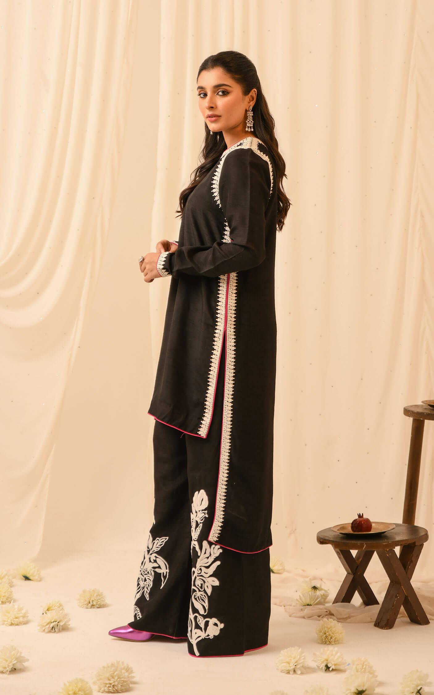 ME-LUXE-17 | Luxury Pret