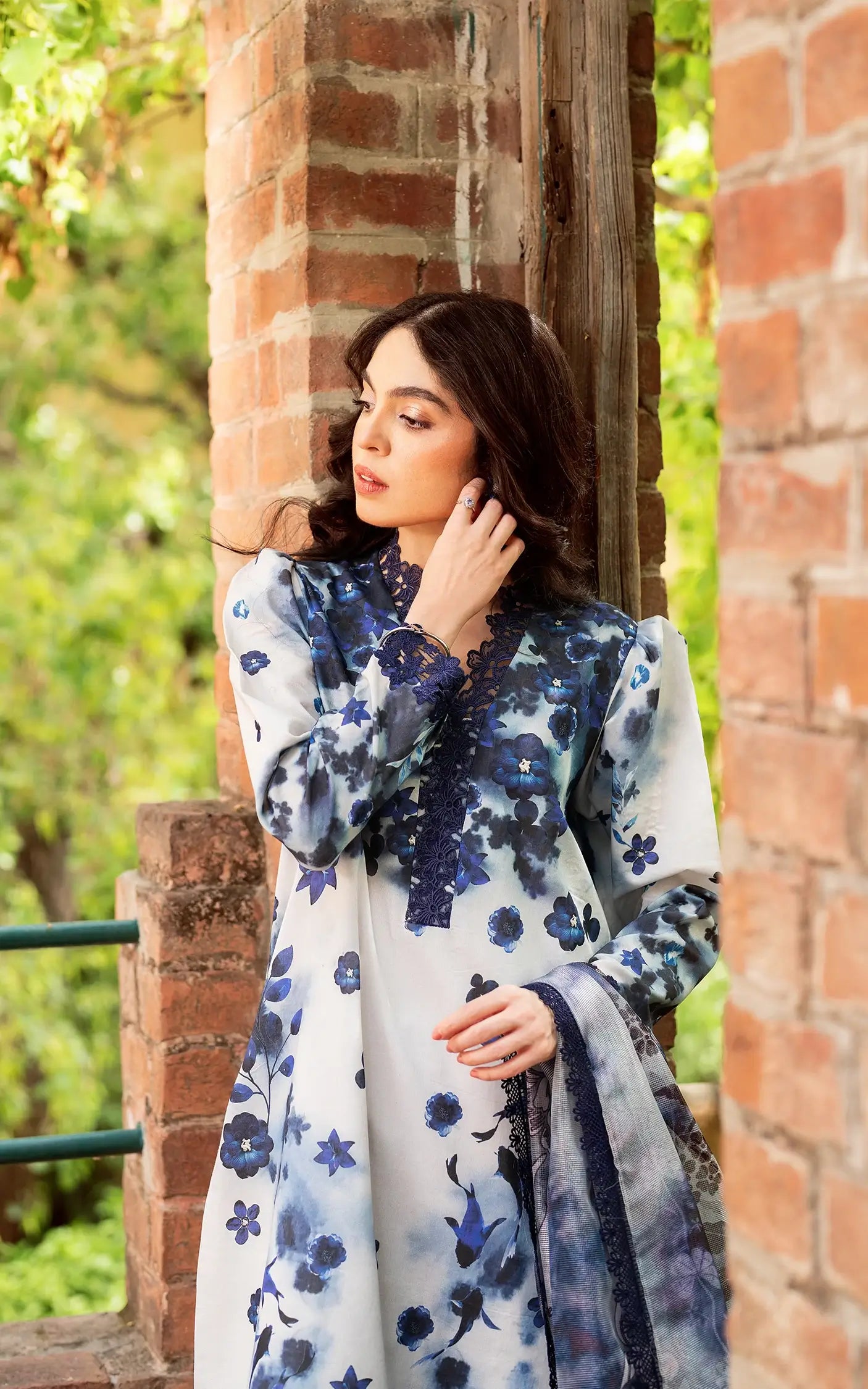 Dew and Dahlia-(YKL25-02)