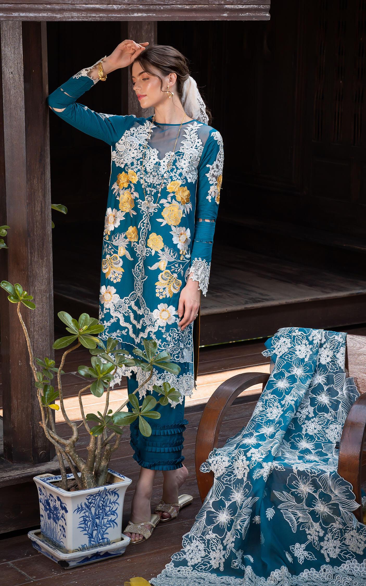 FLORA (RRL-11) | Unstitched Lawn’24