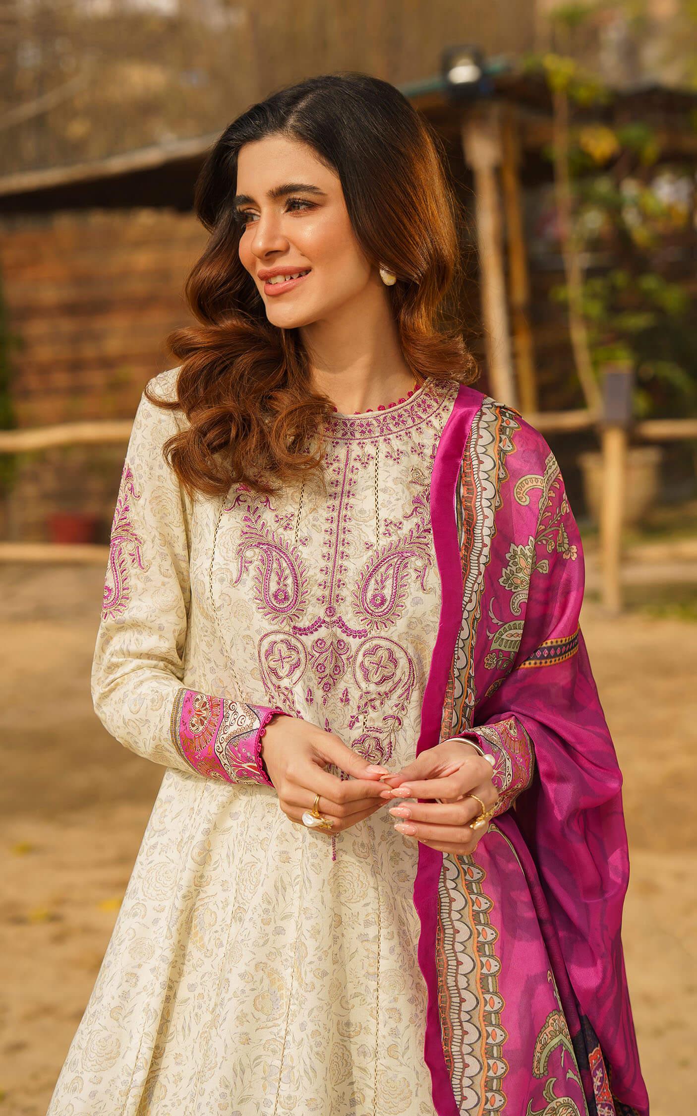 IRSA-U141M016 | Unstitched Lawn