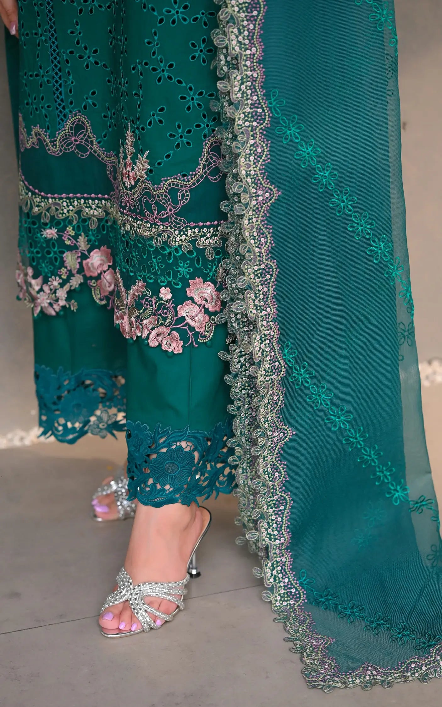 Emerald Muse-(LEL25-01)