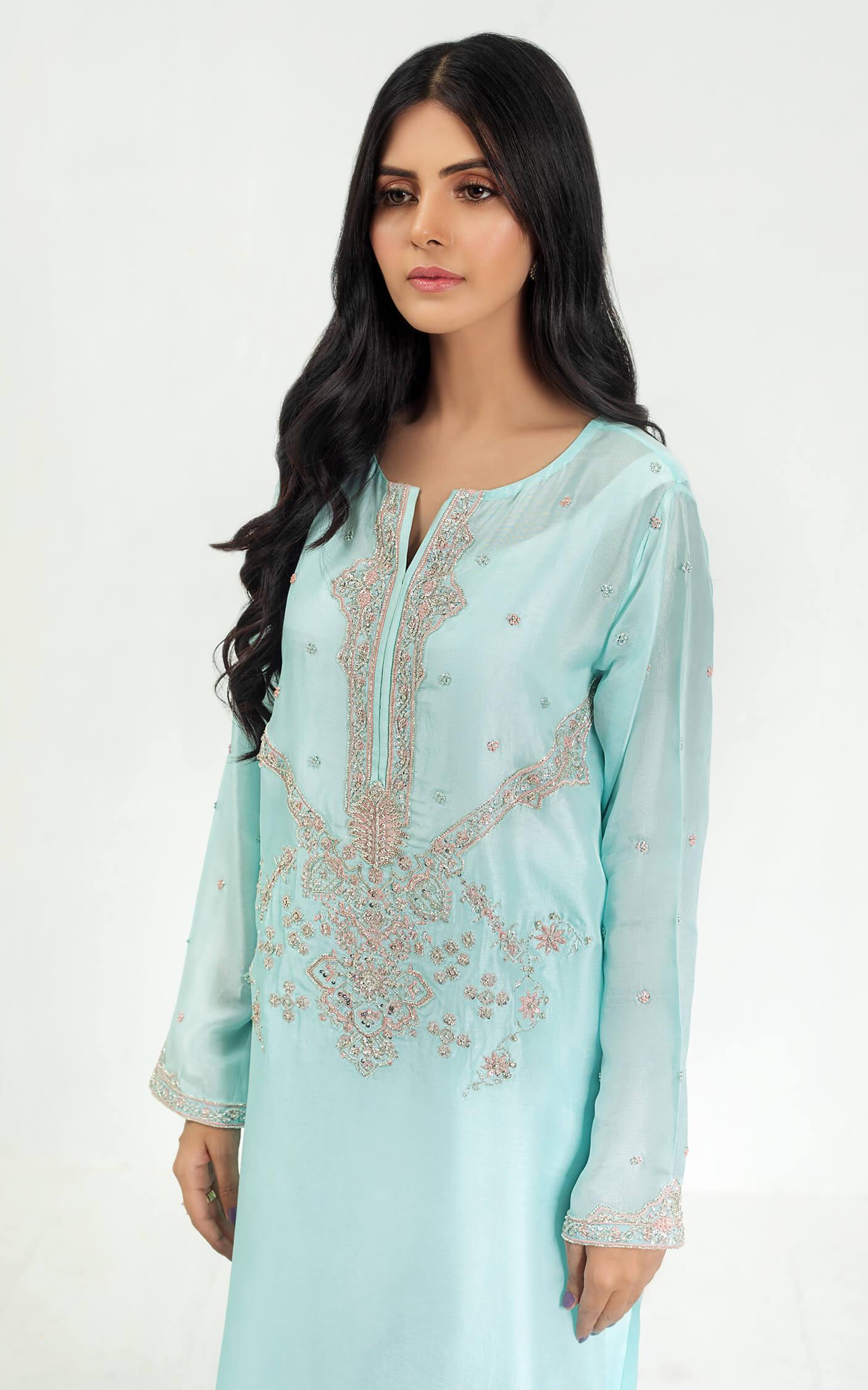 LP22-01 | Luxury Pret