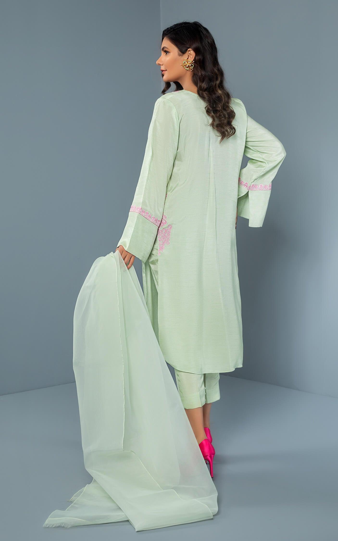 LILY (SPE-002) | Luxury Pret