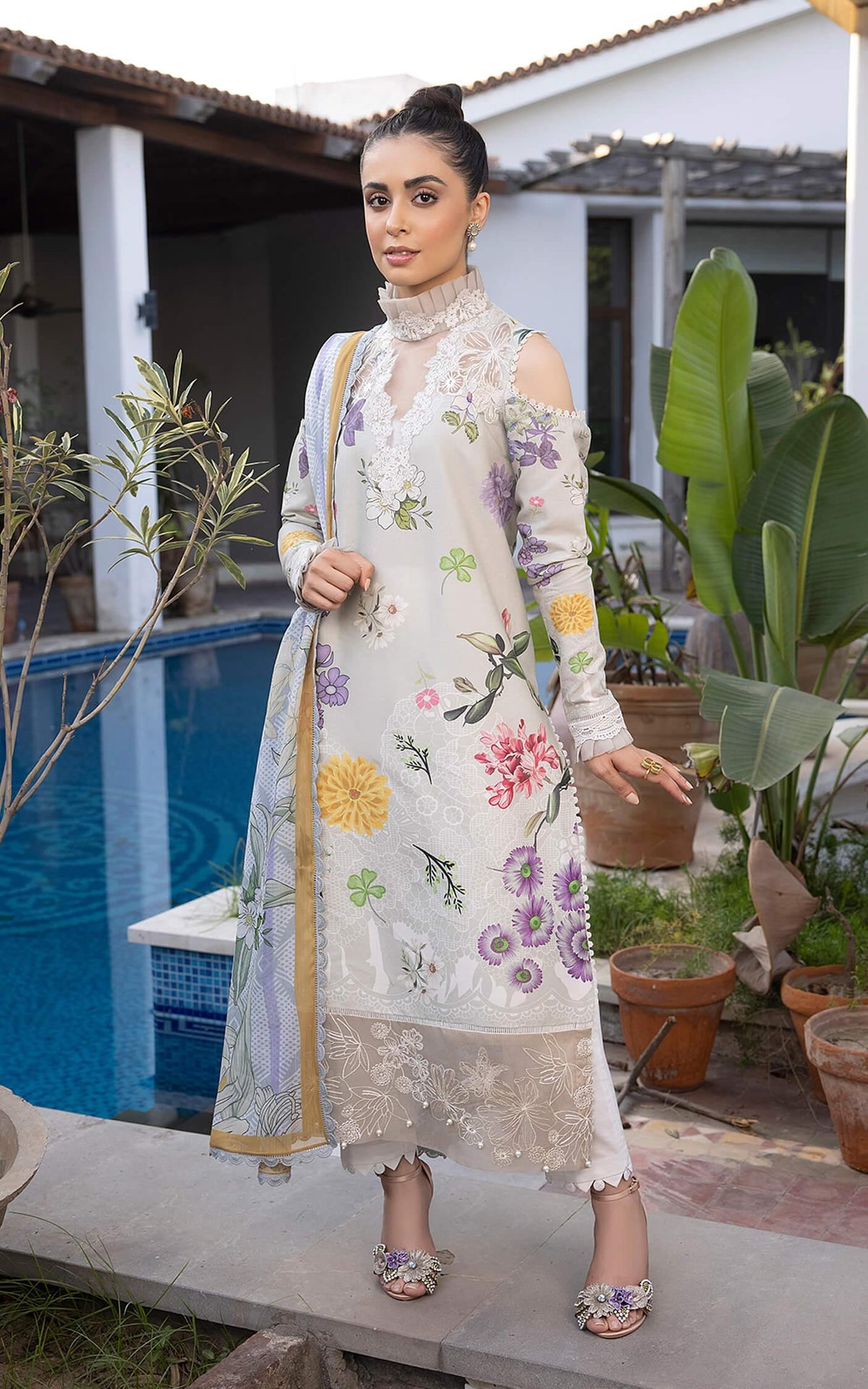 Sarmayi MK-16 | Unstitched Lawn - Shop Now at Asifa and Nabeel