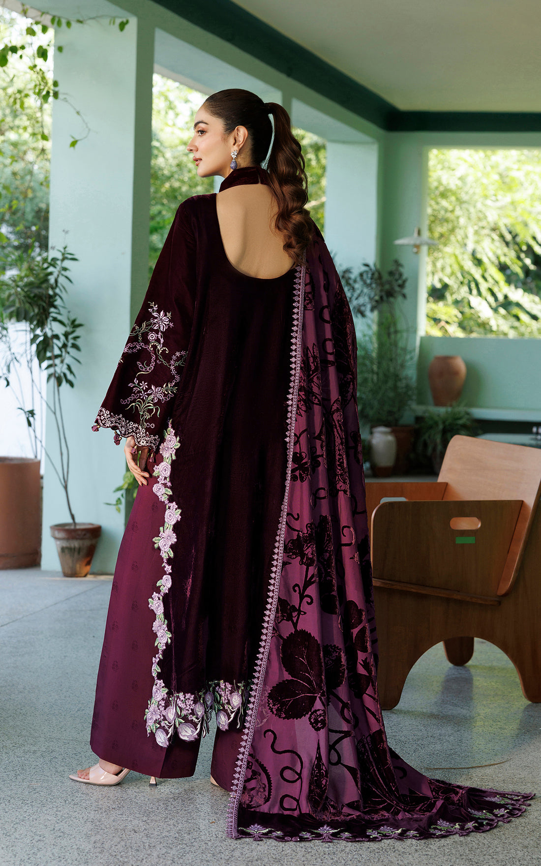 Wine Shine (WLXU-06) | 3pcs Embroidered Stitched Winter
